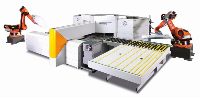 Multibend Center di Ras, la pannellatrice a bandiera distribuita da Alpemac