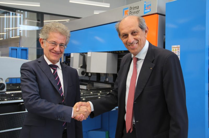 A&T e Siri per la formazione sulla robotica