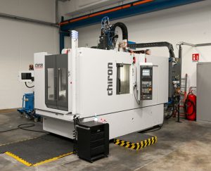 centro di lavoro a 4 assi Chiron FZ15