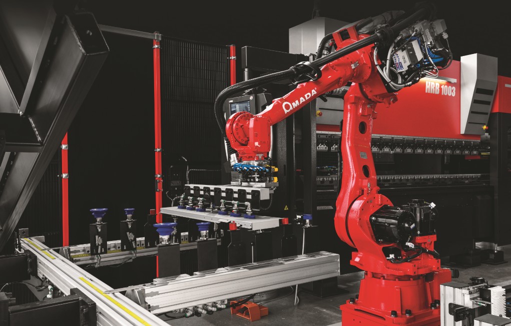 Amada, automatizzare anche i piccoli lotti