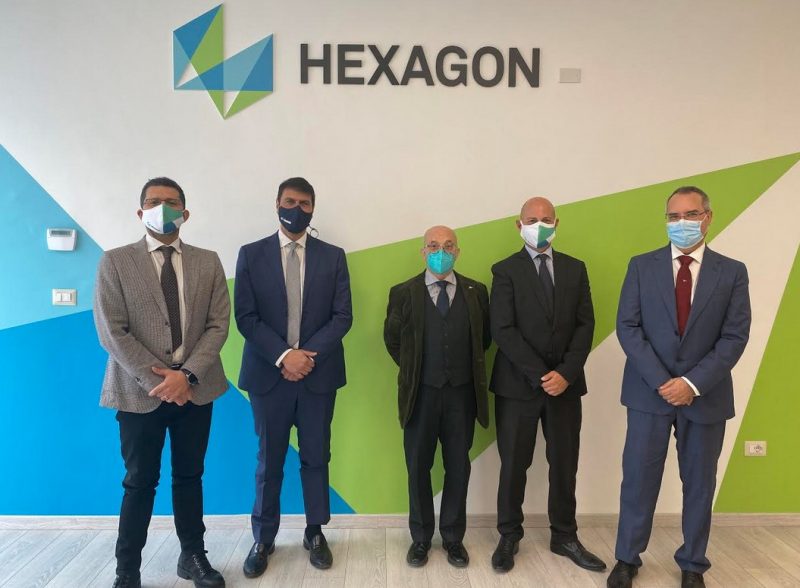 Hexagon con il DAC per la formazione