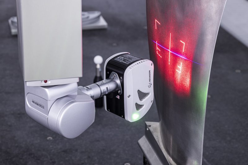 HP-L-10.10, da Hexagon la scansione laser per CMM “senza compromessi”