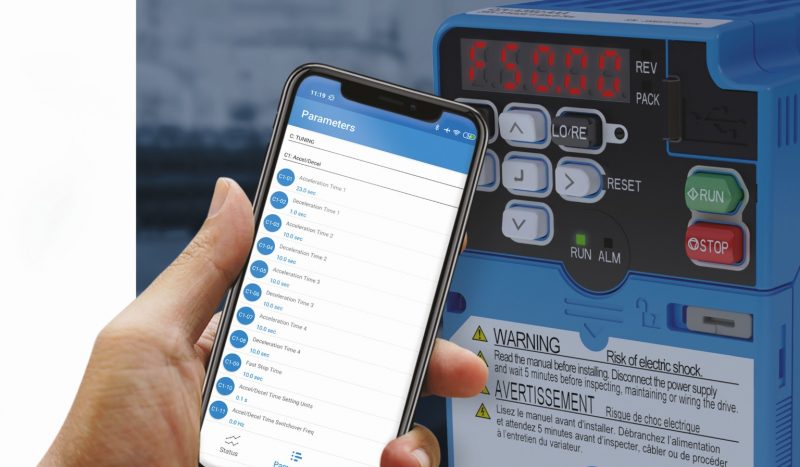 Omron aggiunge il drive compatto Q2V alla famiglia di inverter Q2