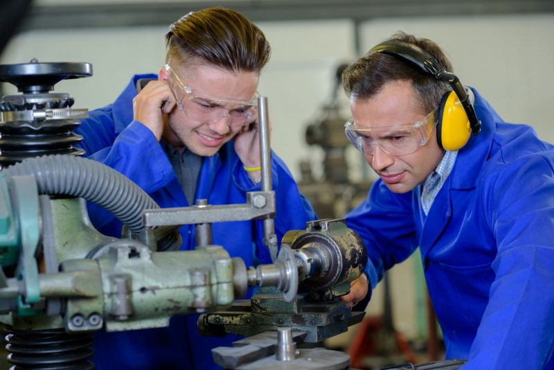 Smorzamento delle vibrazioni nelle macchine utensili, le soluzioni firmate R+W