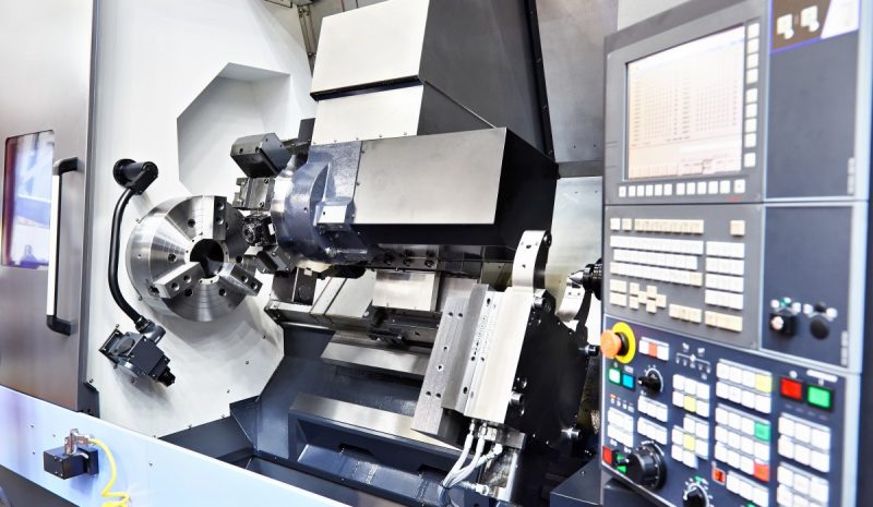 Tornio parallelo CNC