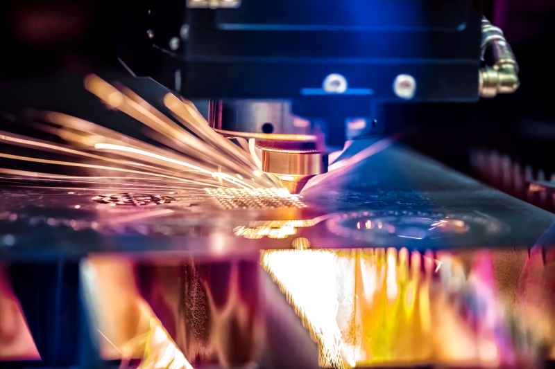 Taglio laser: caratteristiche e proprietà