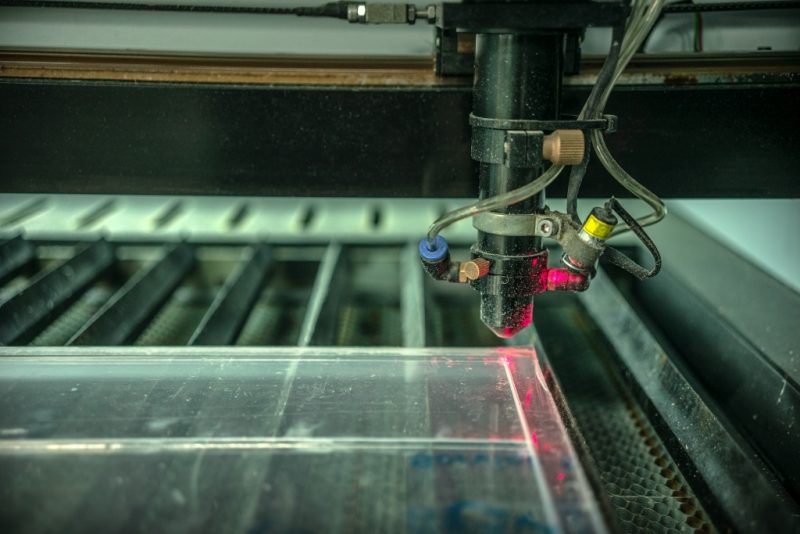Taglio laser di polimeri: funzionamento e applicazioni