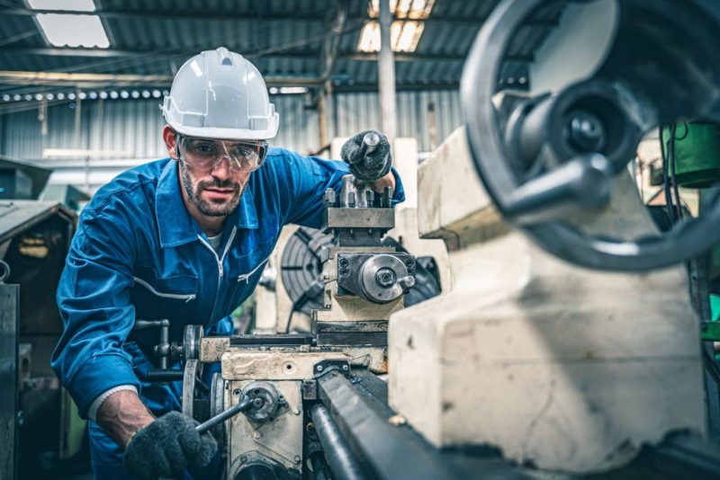 I 10 consigli di Xometry per ridurre i costi della lavorazione CNC