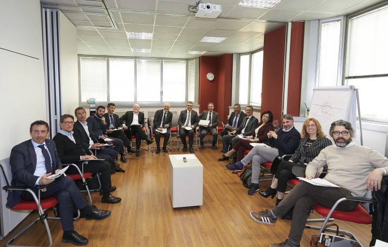 Tavola rotonda laser, risultati consolidati