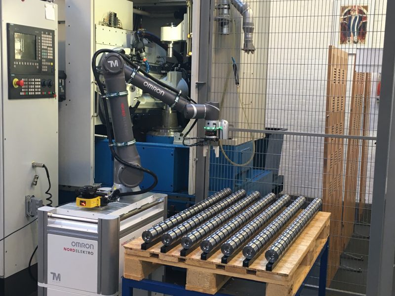 Produzione ingranaggi, i vantaggi competivi garantiti dai cobot Omron