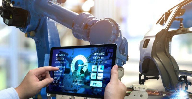 Inchiesta: robot e cobot per la lamiera
